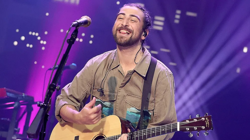 Noah Kahan — The Folk Singer Who Made Homesickness a Genre