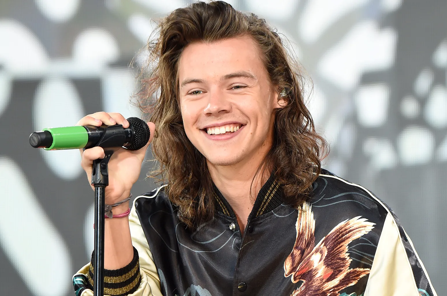 Harry Styles — The Boy Band Graduate Who Rewrote the Ending