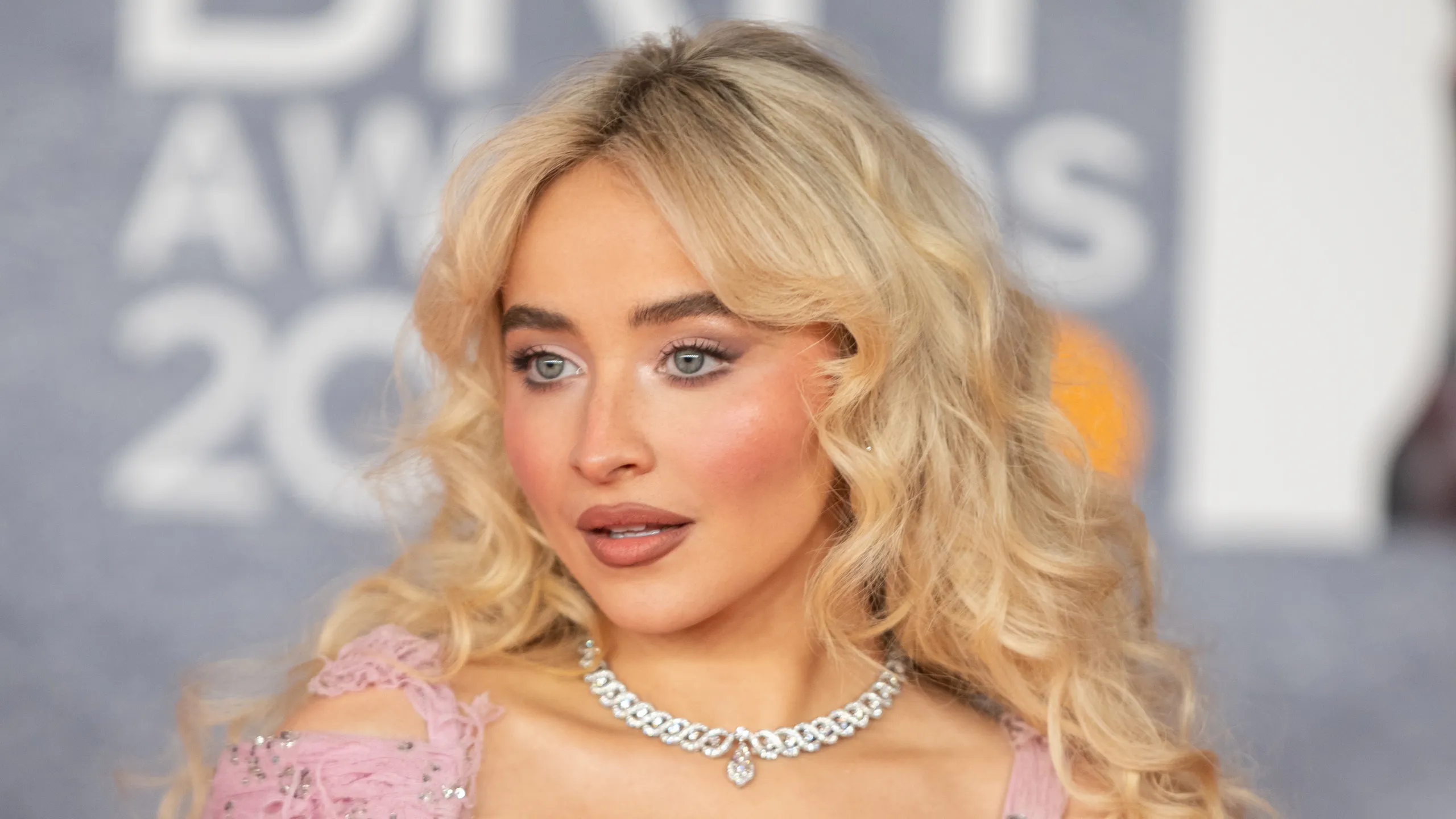 Sabrina Carpenter — The Opener Who Became the Headliner